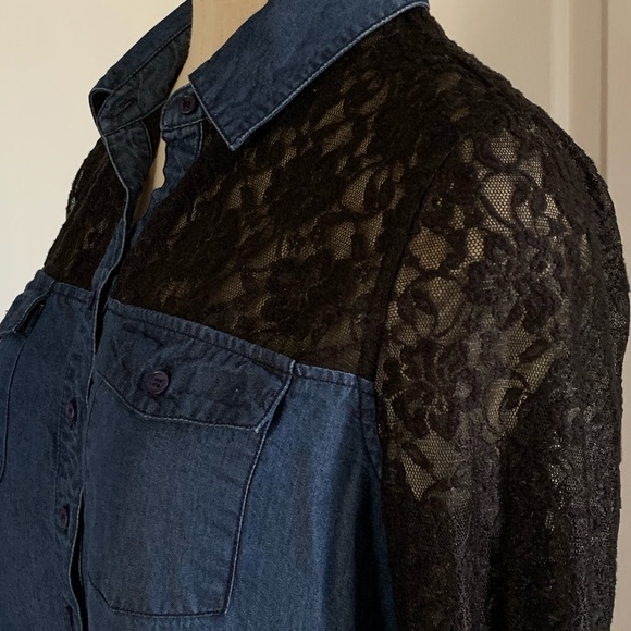 Denim and lace Guess top ~ like new - Picture 7 of 7
